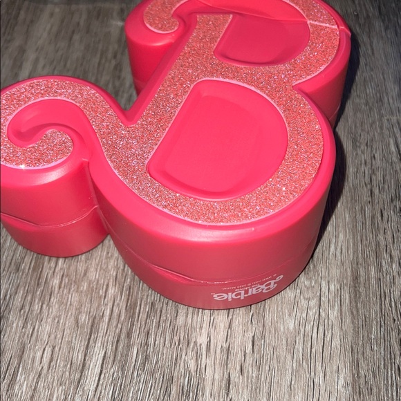 Cinemark Barbie The Movie 22oz "B" Cup - Picture 4 of 5